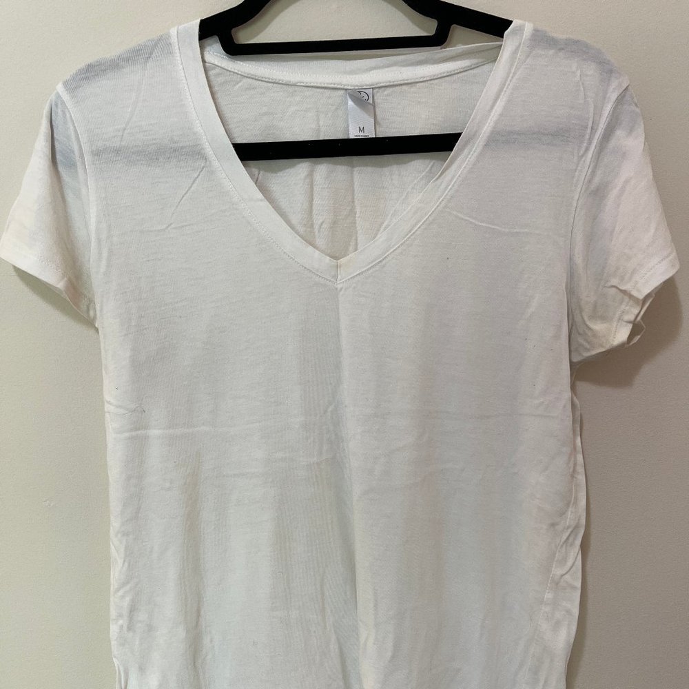 Alternative V Neck White T-Shirt (Medium)